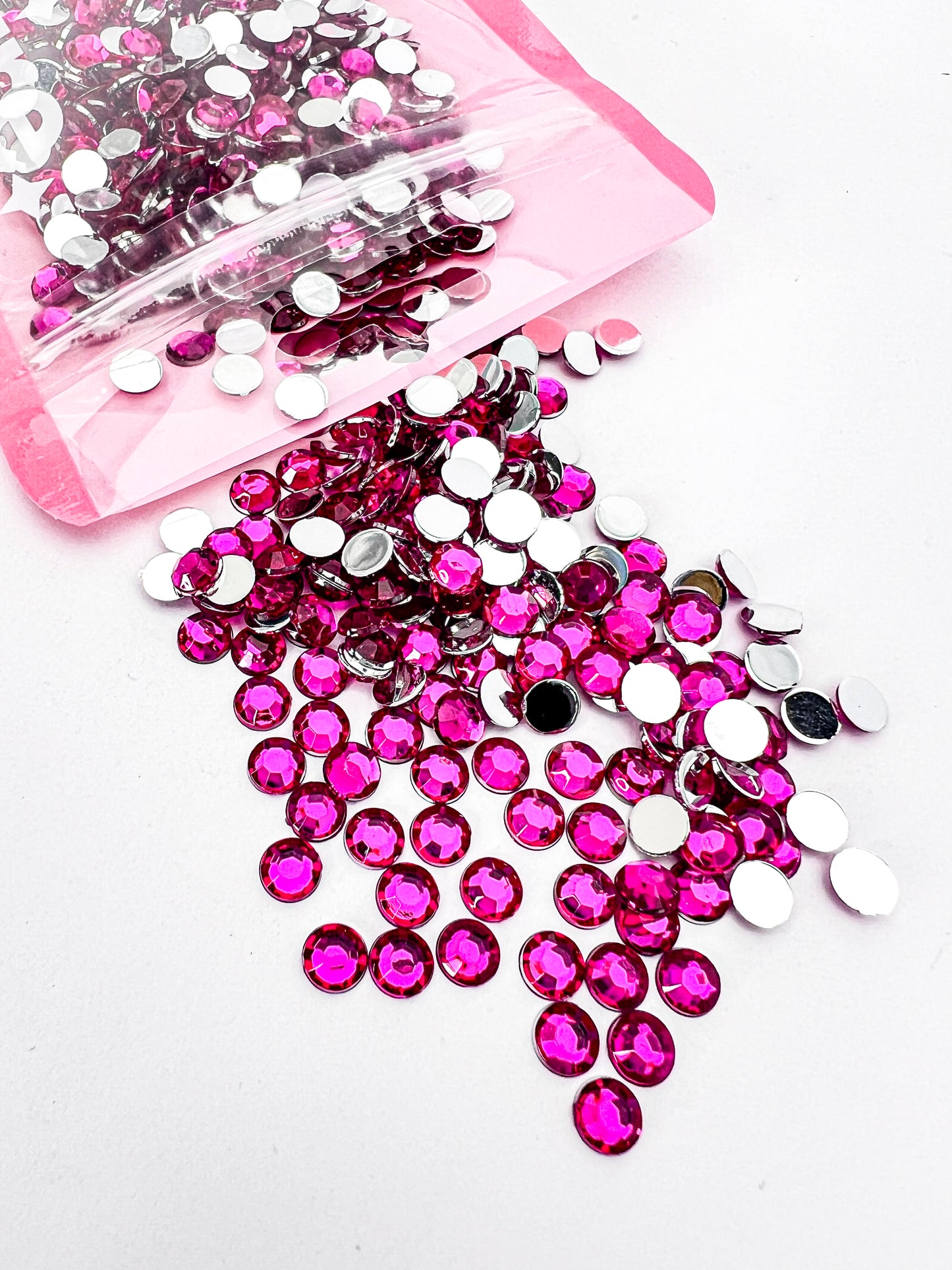 Magenta Resin Rhinestones