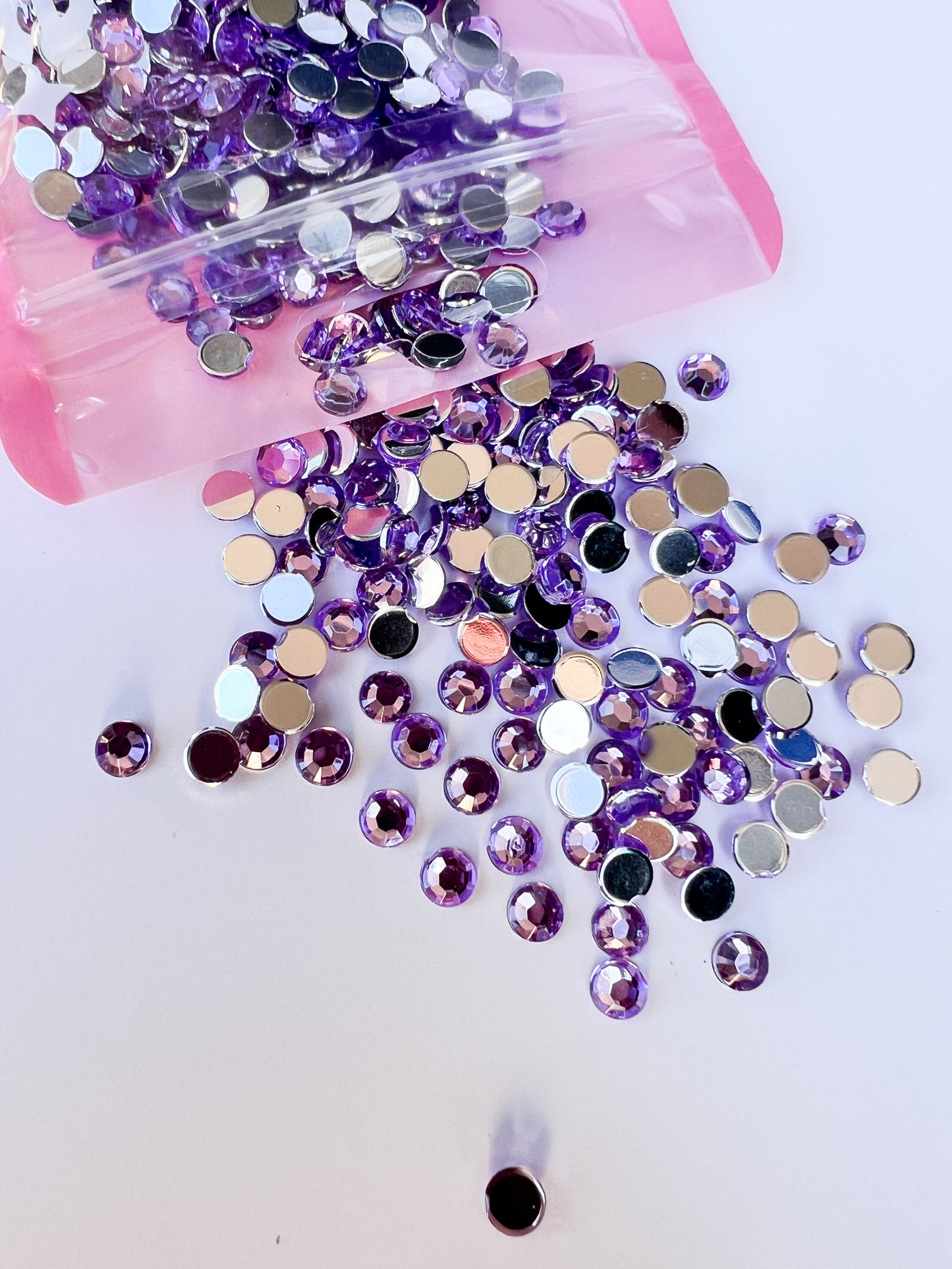 Lilac Resin Rhinestones
