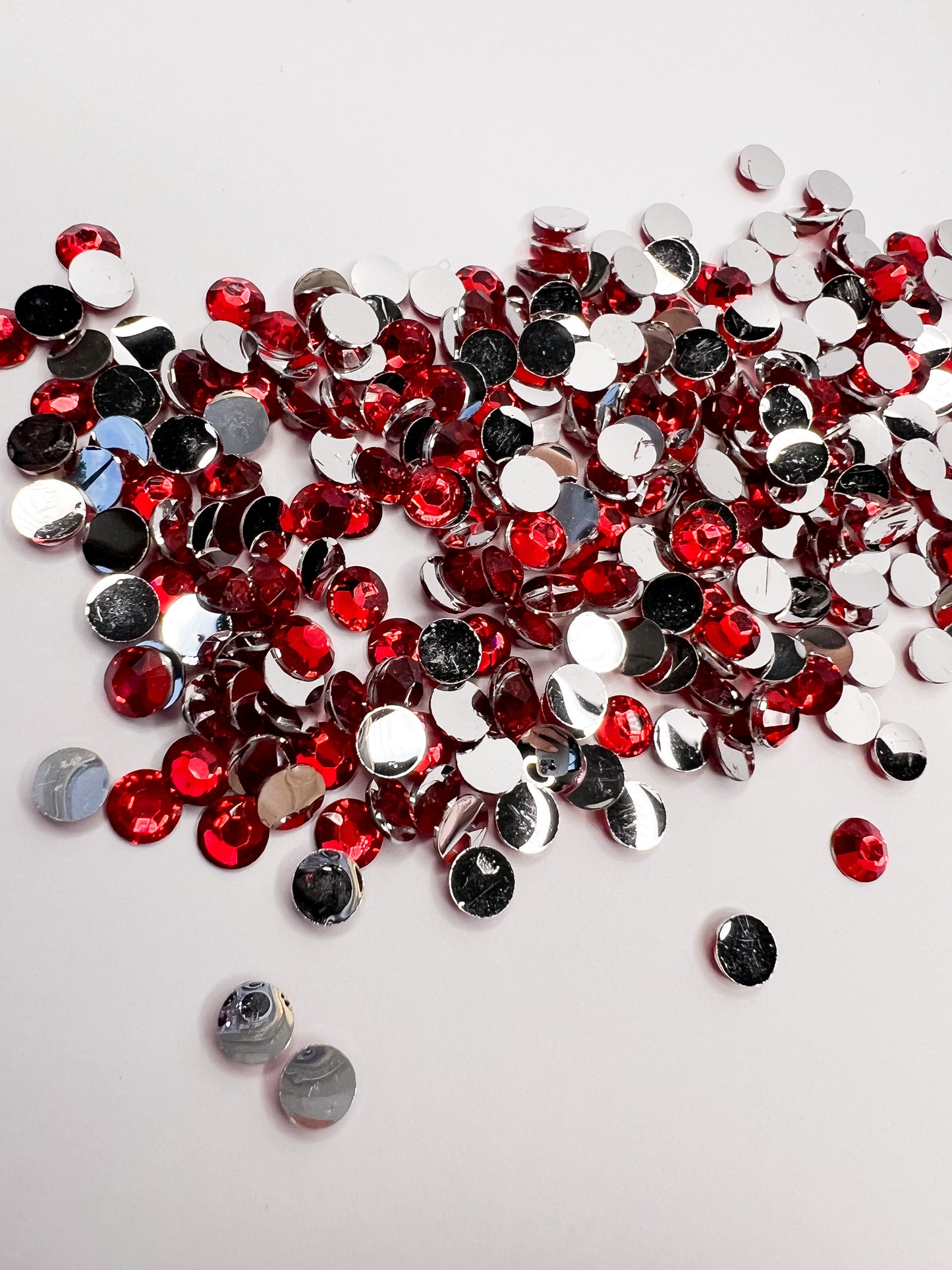 Scarlett Resin Rhinestones