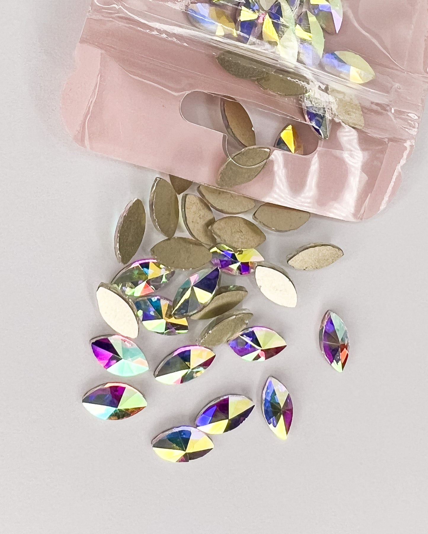 Crystal AB Horse Eye Miniature