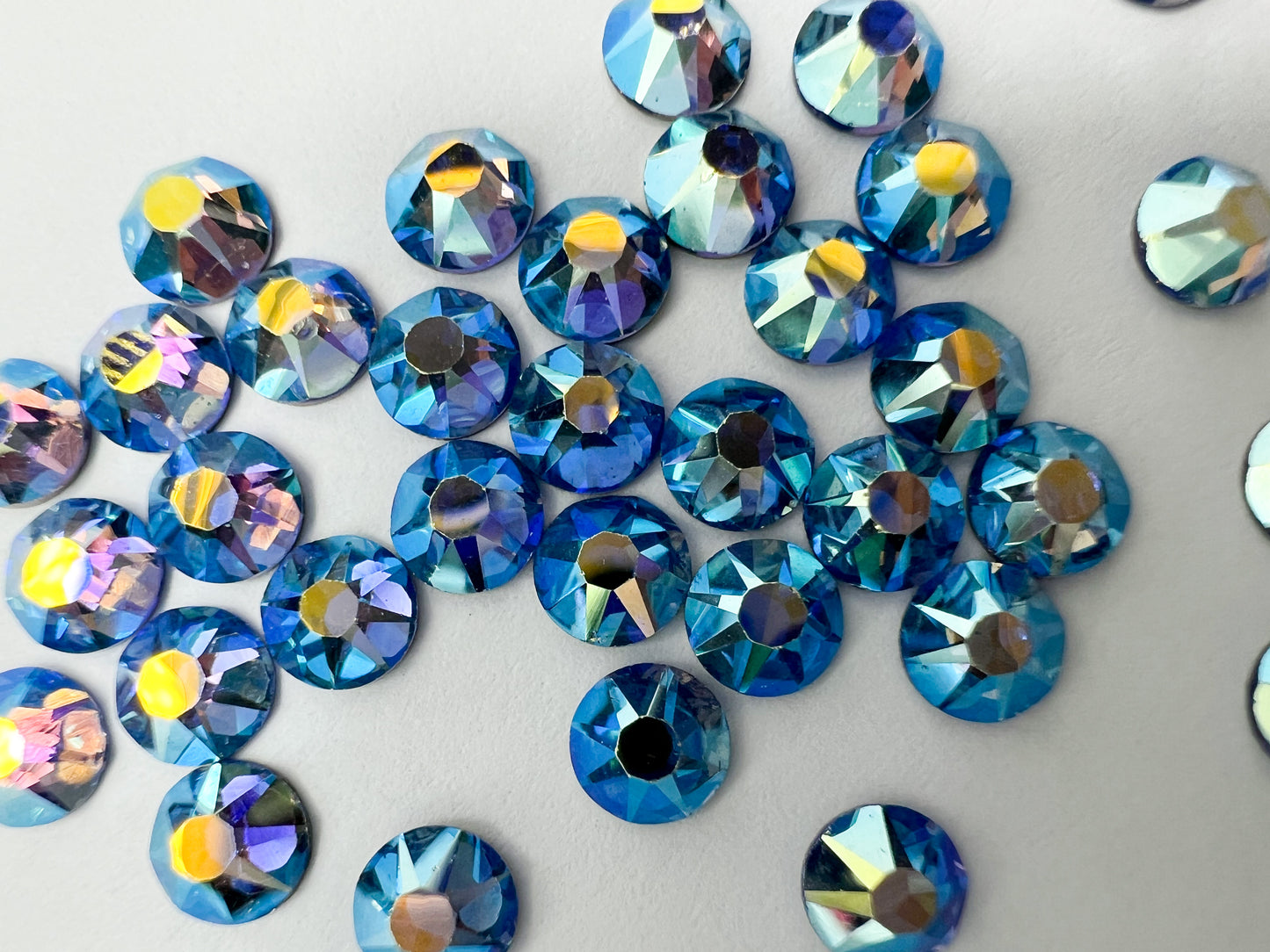 Light Blue Flicker Crystal Rhinestones